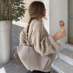 pull beige tendance femme 2023