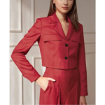 ensemble de tailleur rouge chic femme tendance 2024