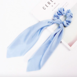 Foulard chouchou élastique accessoire cheveu bohème femme bleu ciel