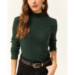 pull vert foncé col montant basique femme