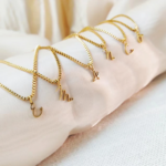 collier plaqué or lettre personnalisable