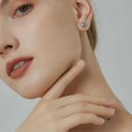 boucles d'oreilles minimalistes