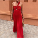 robe longue rouge cérémonoe
