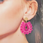 boucles d'oreilles roses perles pendantes