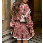 robe courte imprimée fleurie