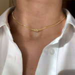 collier noué doré à lor fin 24 carats