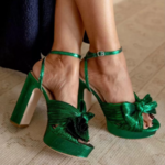 sandales à talons élégantes vert métallique
