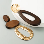 Boucles doreilles longues asymétriques en bois vintage pour femme (2)