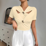 T-shirt chic à manches courtes broches dorées beige (2)