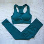 Ensemble tenue de yoga brassière legging femme vert