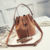 sac sceau marron daim la selection parisienne femme en ligne