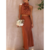 robe longue satin marron ventre nu