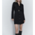 petite robe noire manches longues ceinture taille haute coupe droite femme