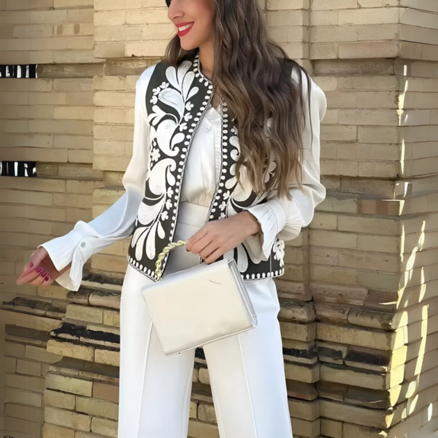 Ensemble femme sans manches brodé avec jupe fluide