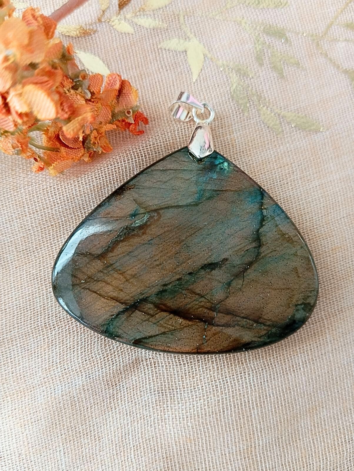 labradorite doré