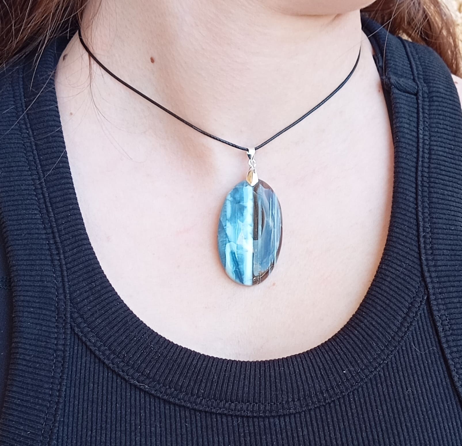 pendentif pierre naturelle porté11