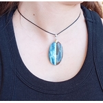 pendentif pierre naturelle porté11