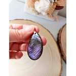pendentif-en-labradorite-violette-madagascar