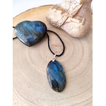 labradorite-pendentif-de-qualite-presentation-jpg