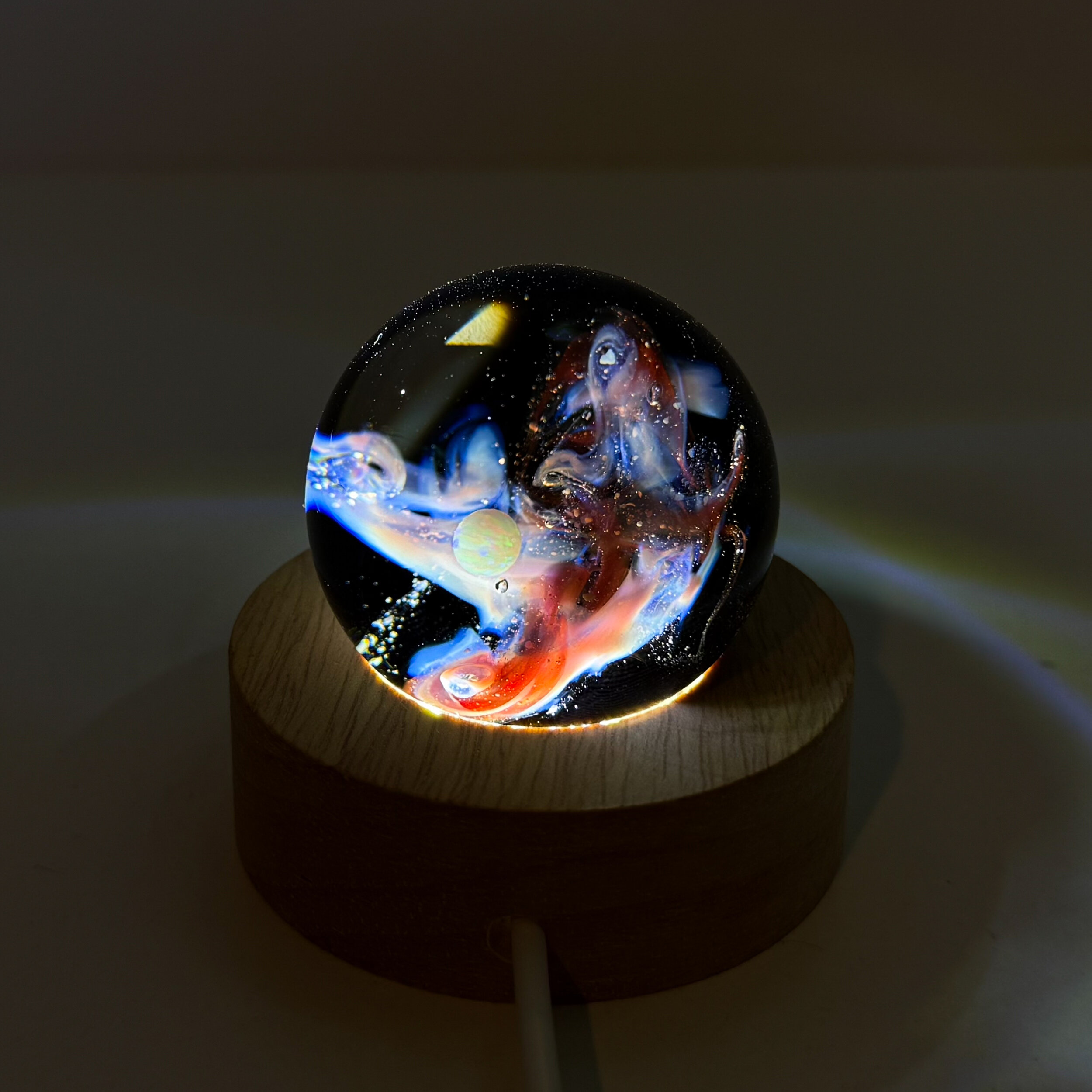 Sphère de verre nébuleuse
