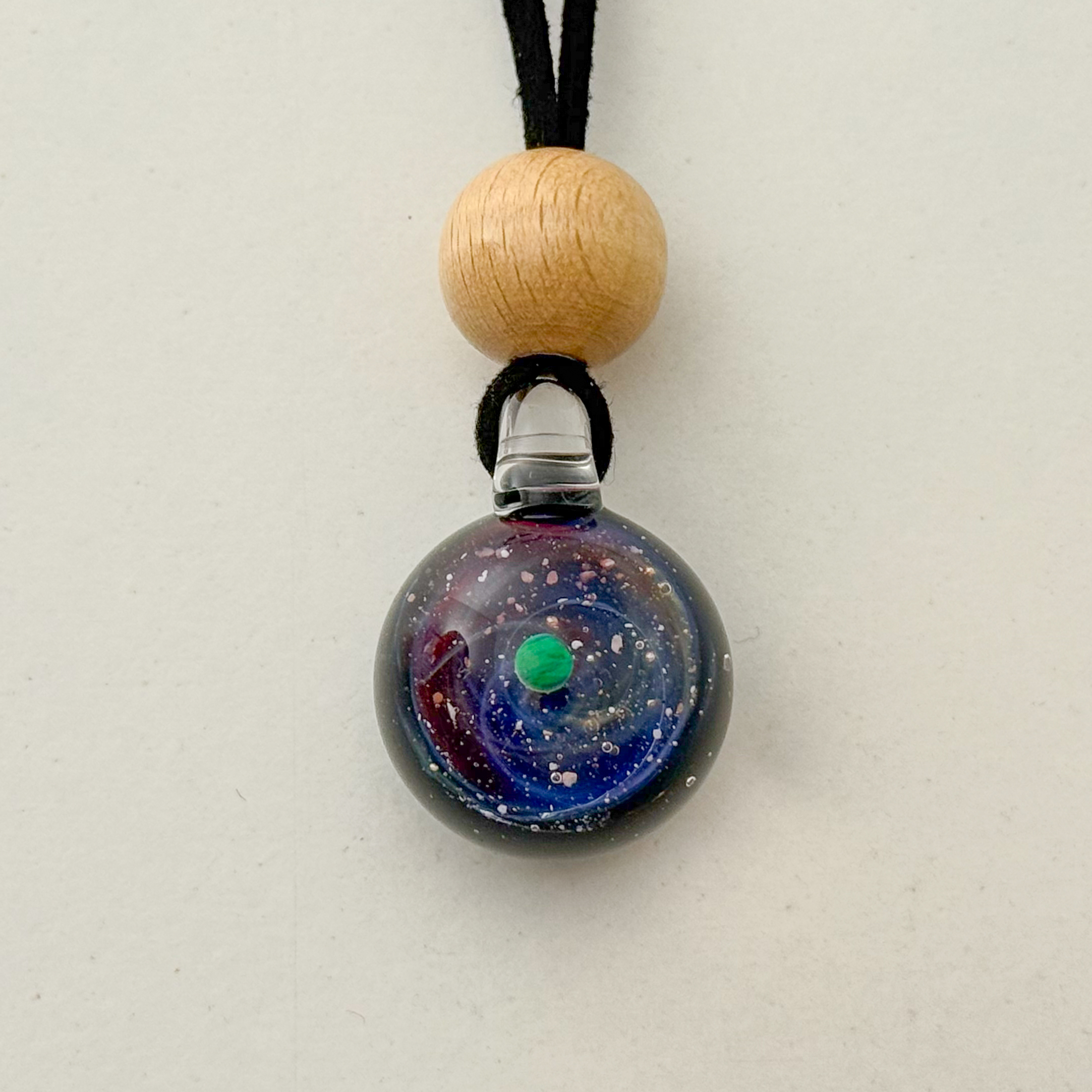 Collier Galaxie en verre rouge fait main