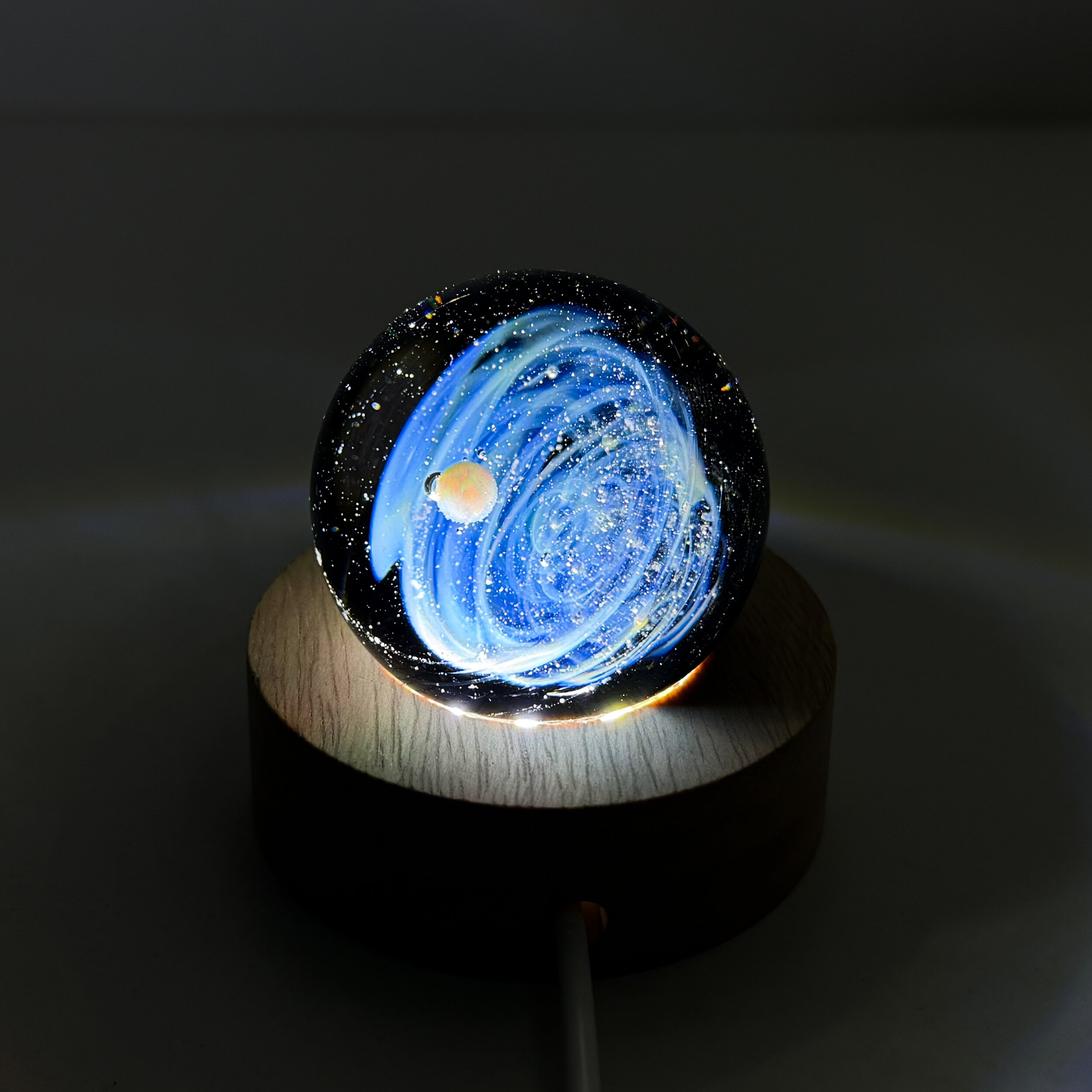 Marble Galaxie en verre et socle Led