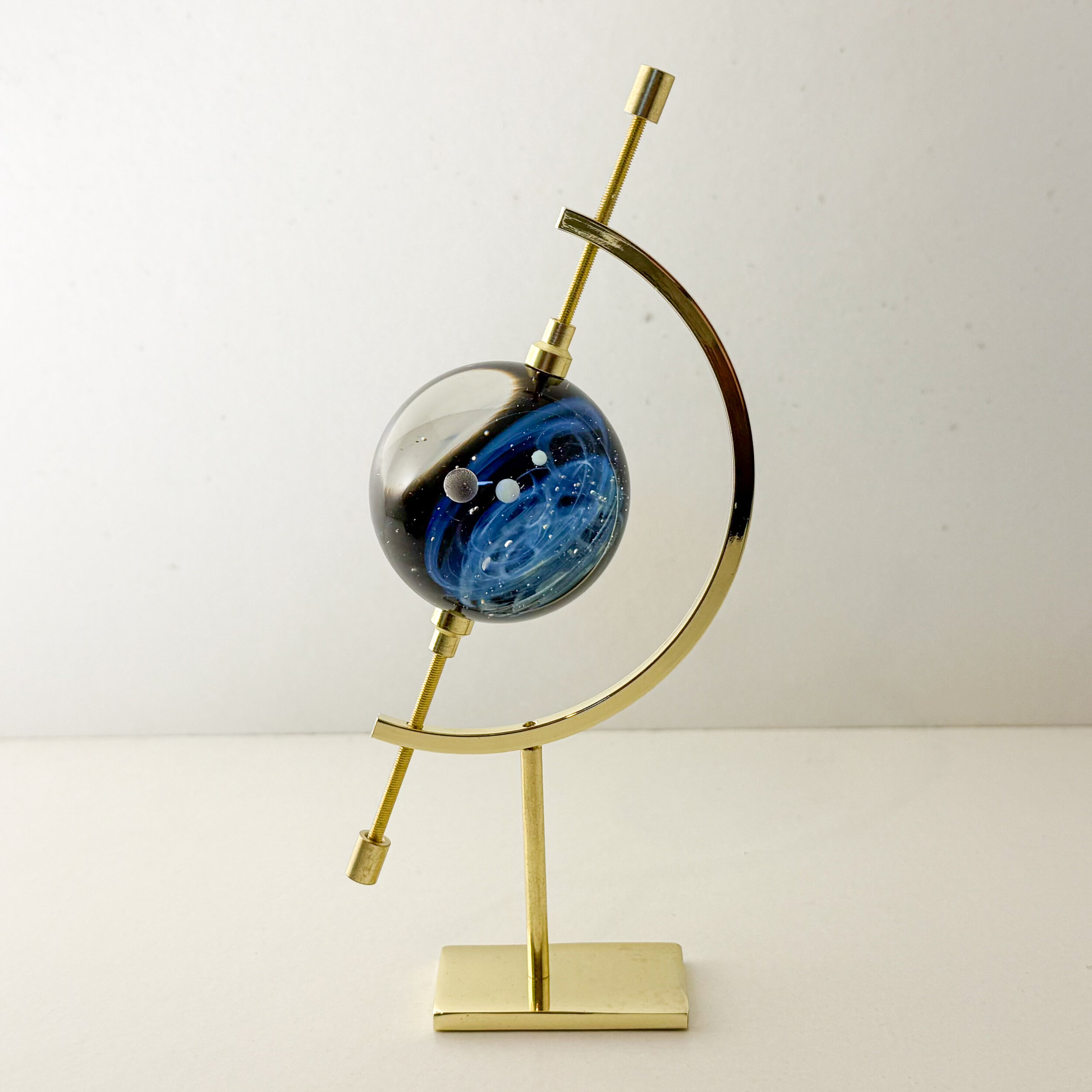 Sphère de verre décorative système solaire