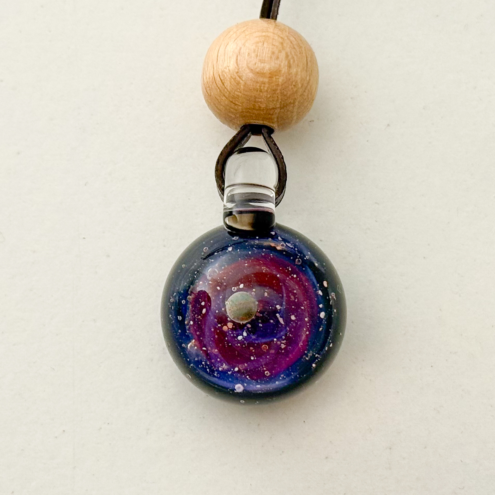 Collier Cosmos en verre fait main