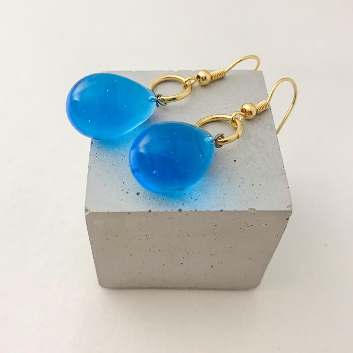 goutte-bleue
