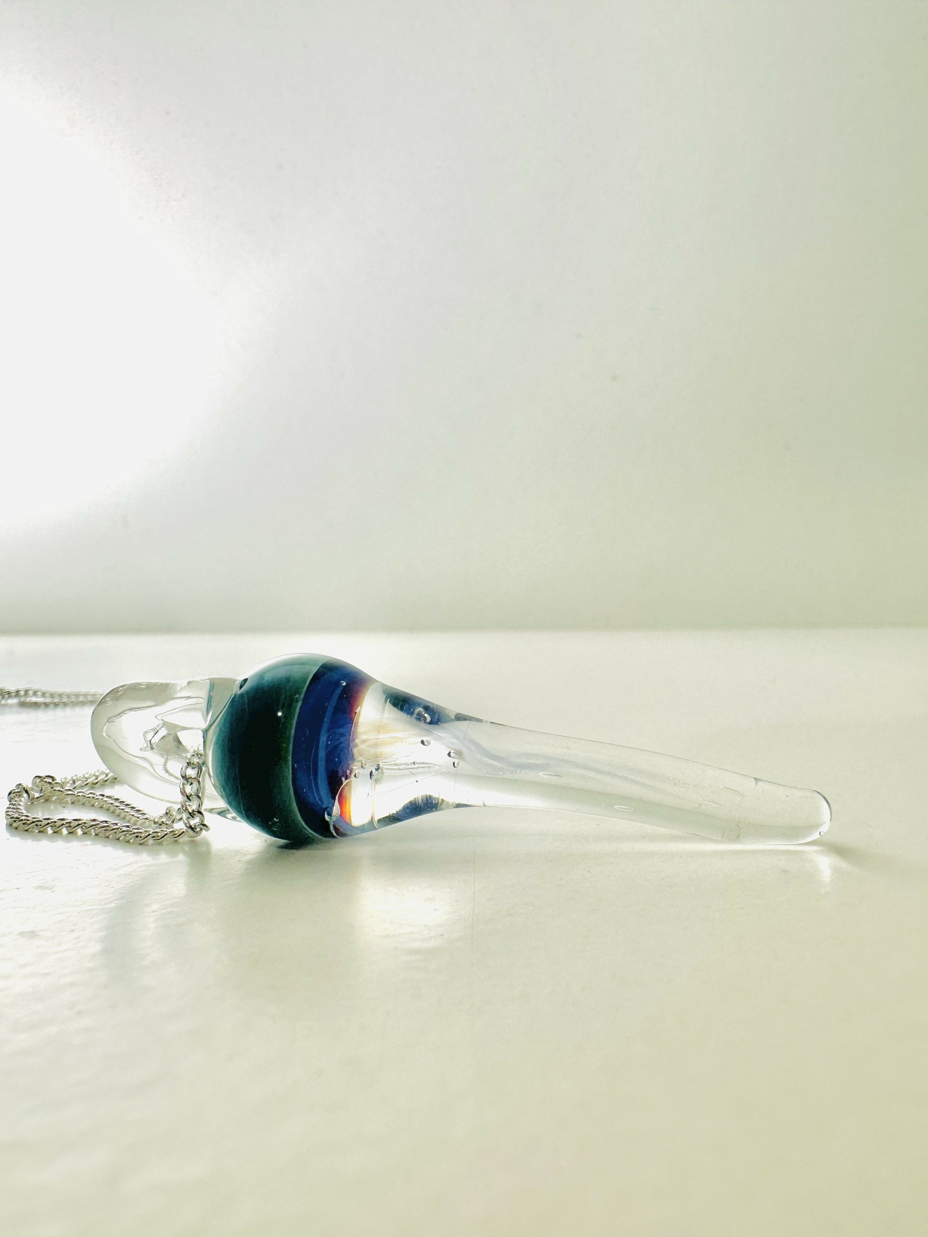 collier méduse bleu