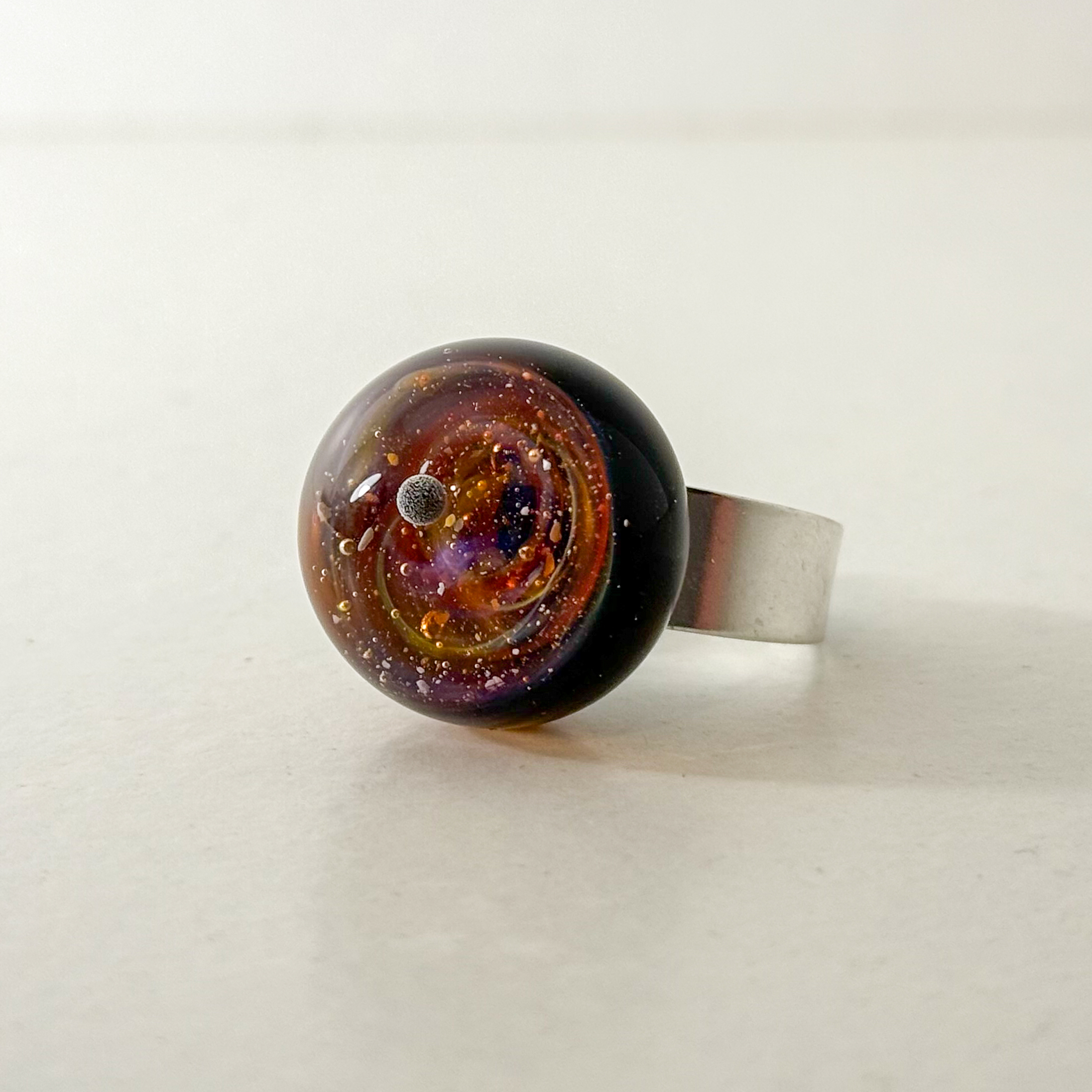 Bague galaxie en verre fait main