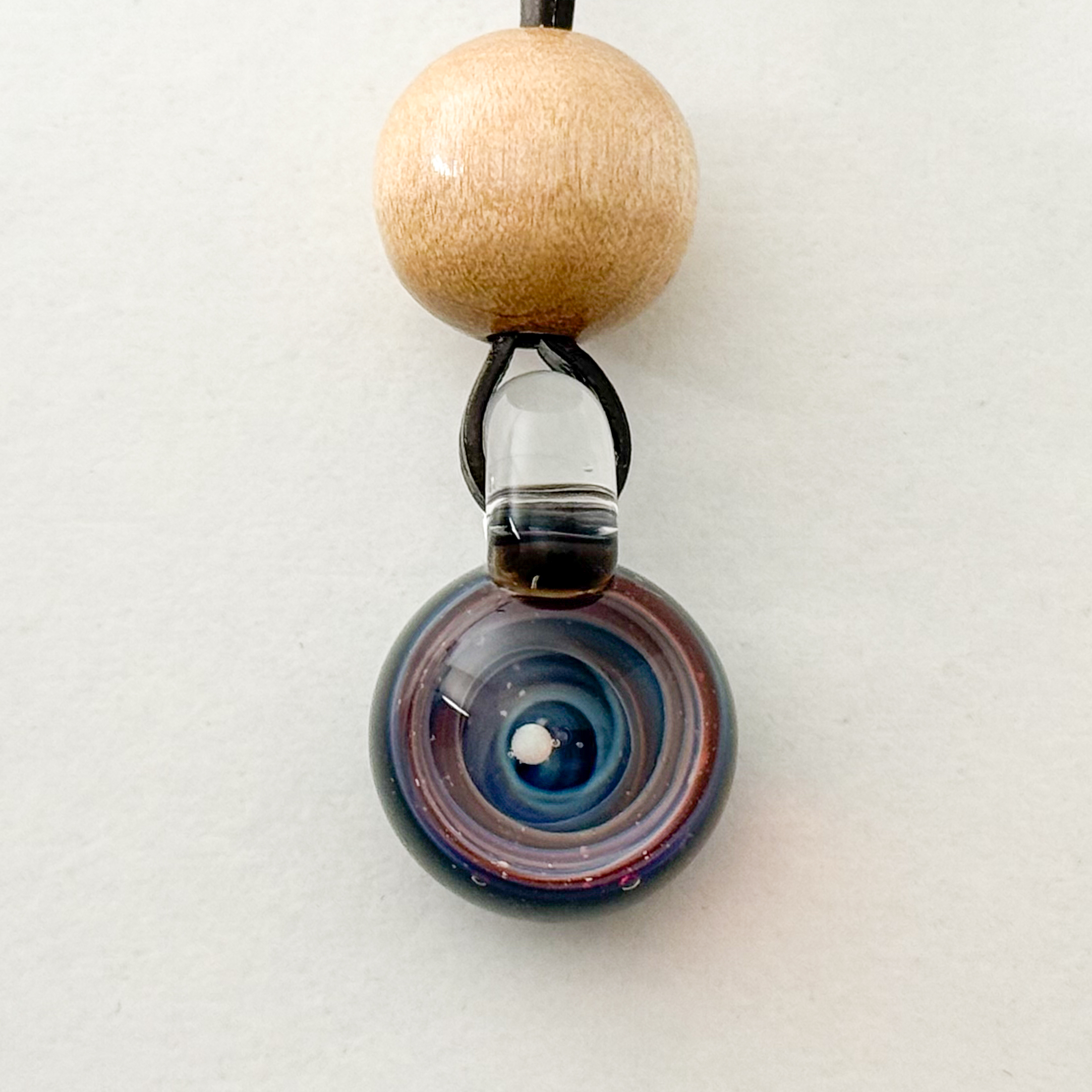 Pendentif Galaxie Nano artisanal en verre