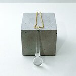justglassit-fr-collier-goutte-de-verre-transparente-chaine-doree-zoom