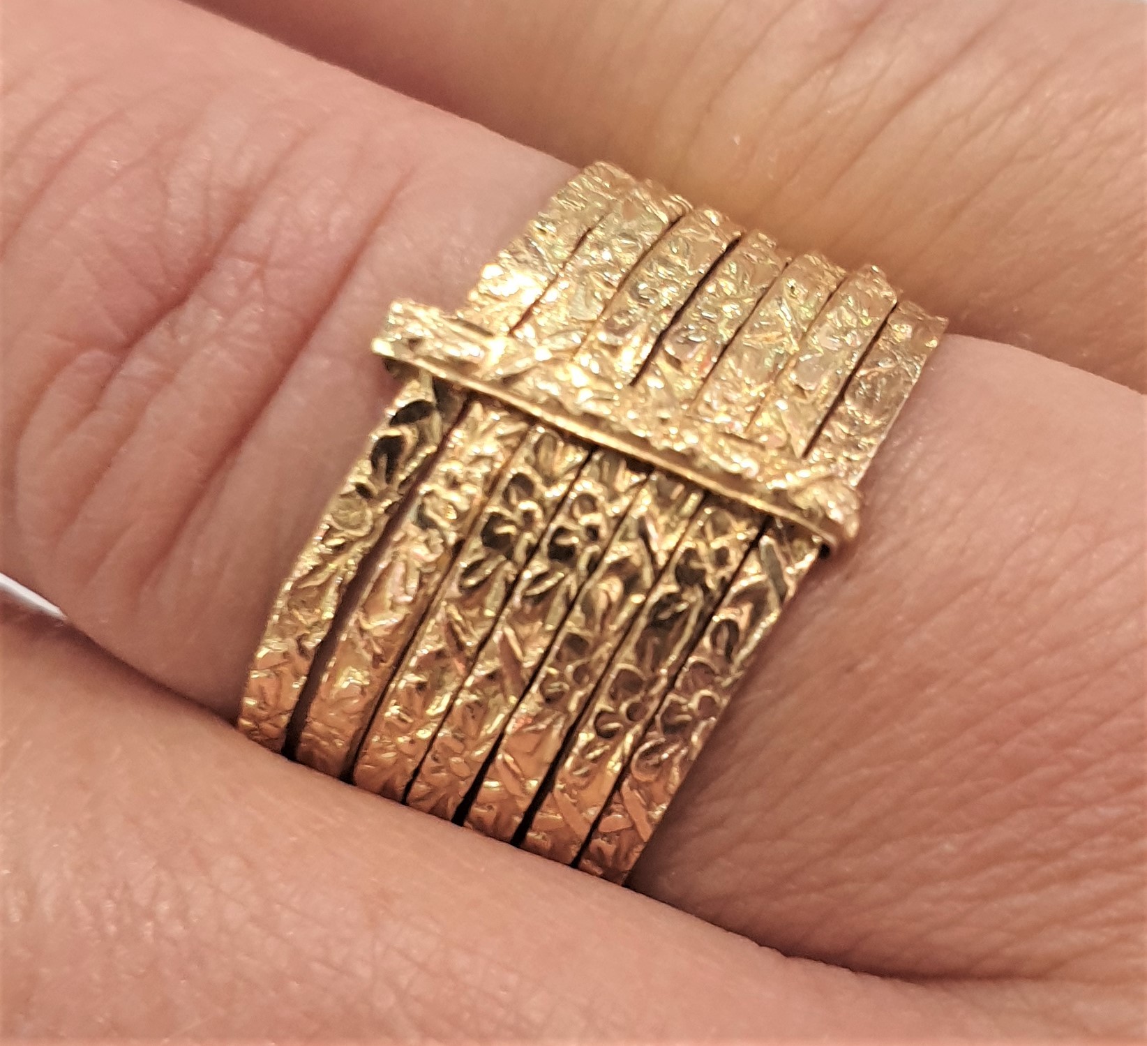 bague-semainier-or-18-carats-1-4