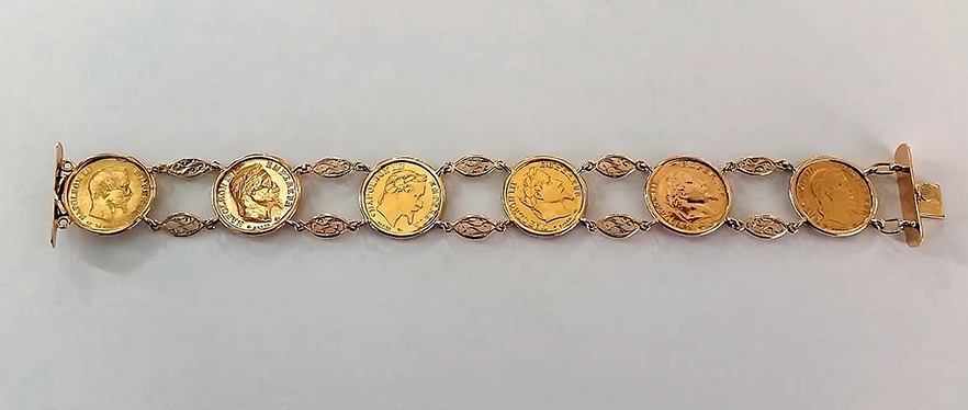 bracelet piece