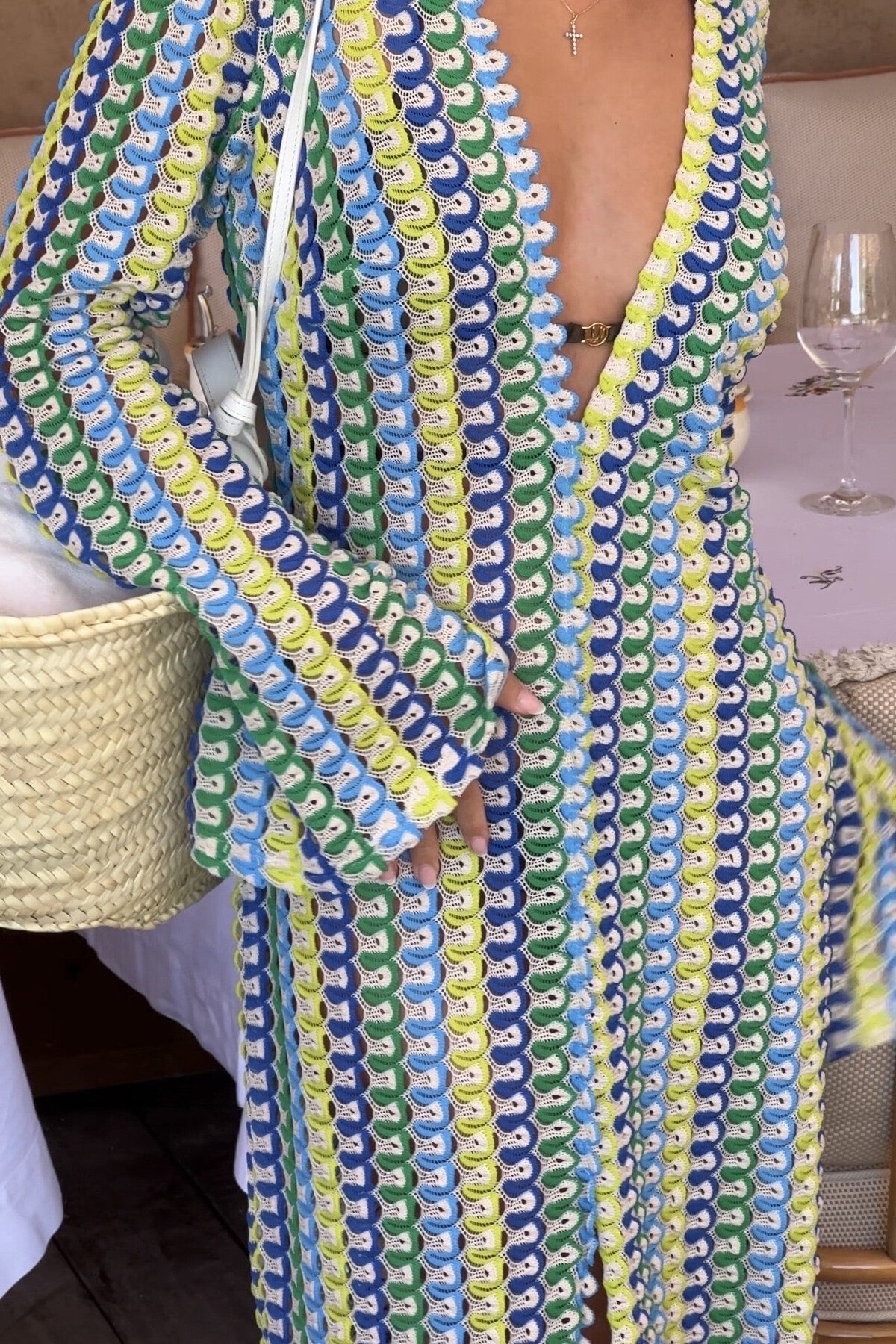Robe Longue Col V Fendue VERT– Crochet Bohème Chic (1)