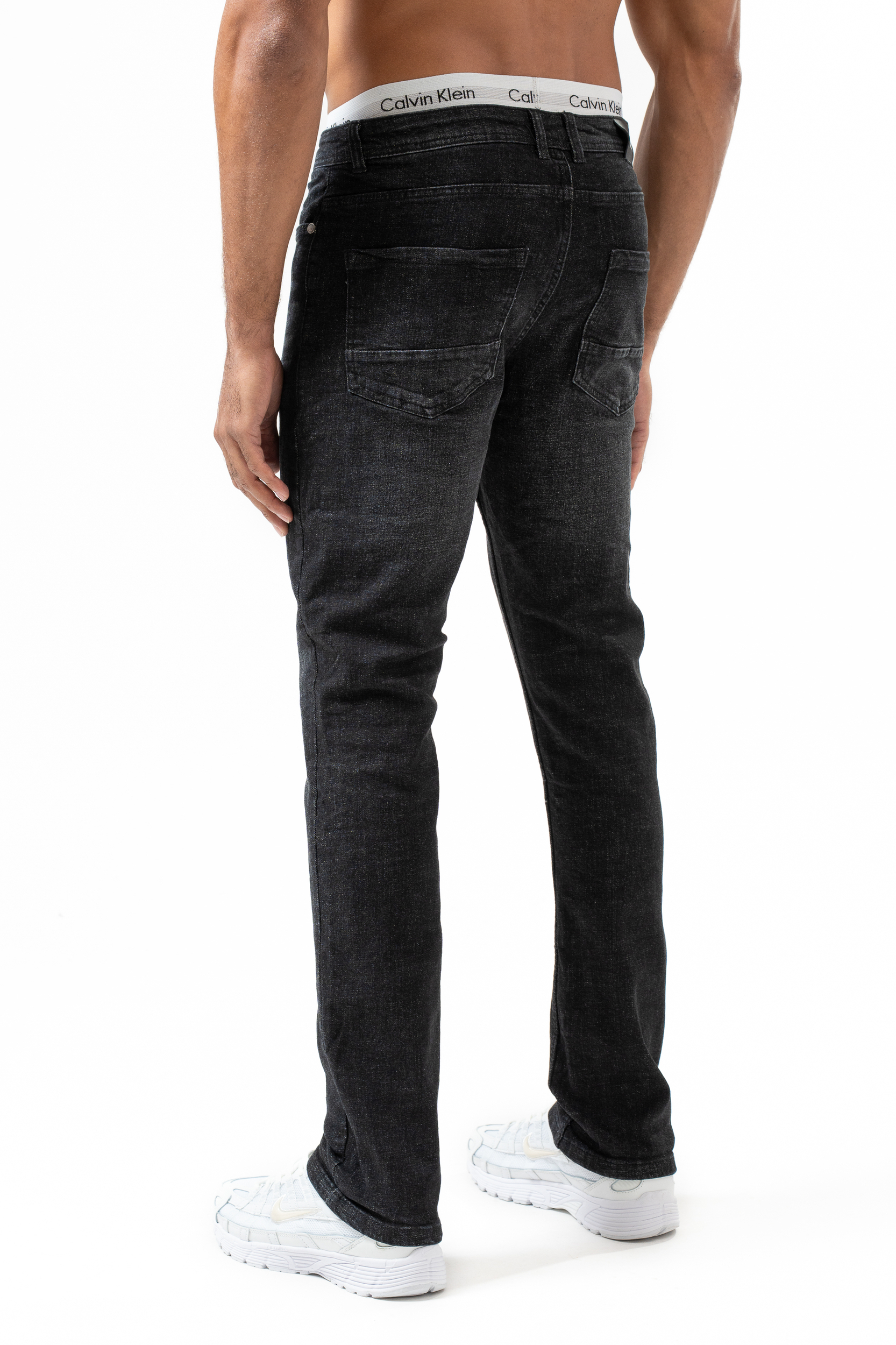 JEANS ESSENTIALS NOIR (3)