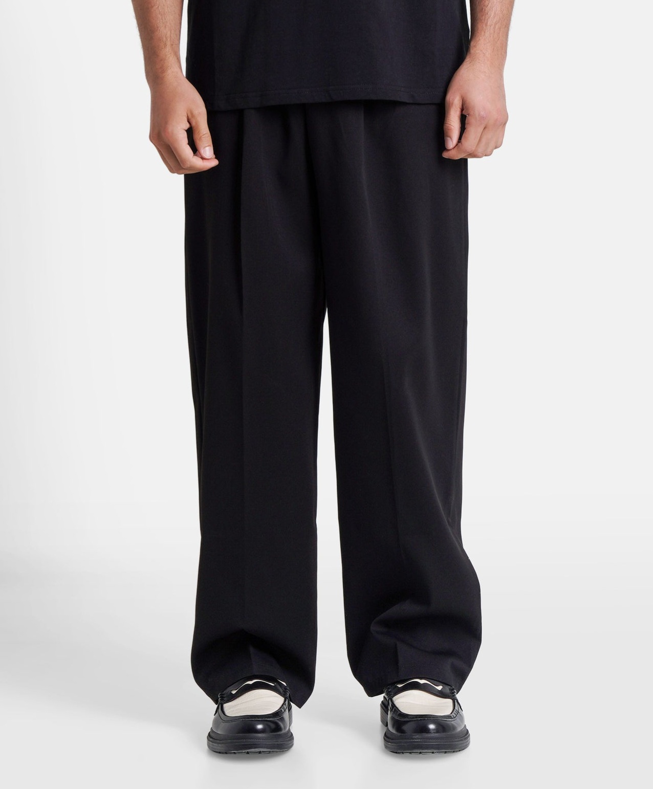 Pantalon Noir large fluide taille élastiquée (2)
