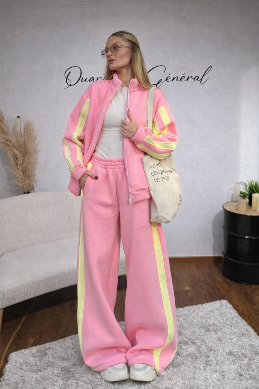 Ensemble Rose jogging femme à bandes