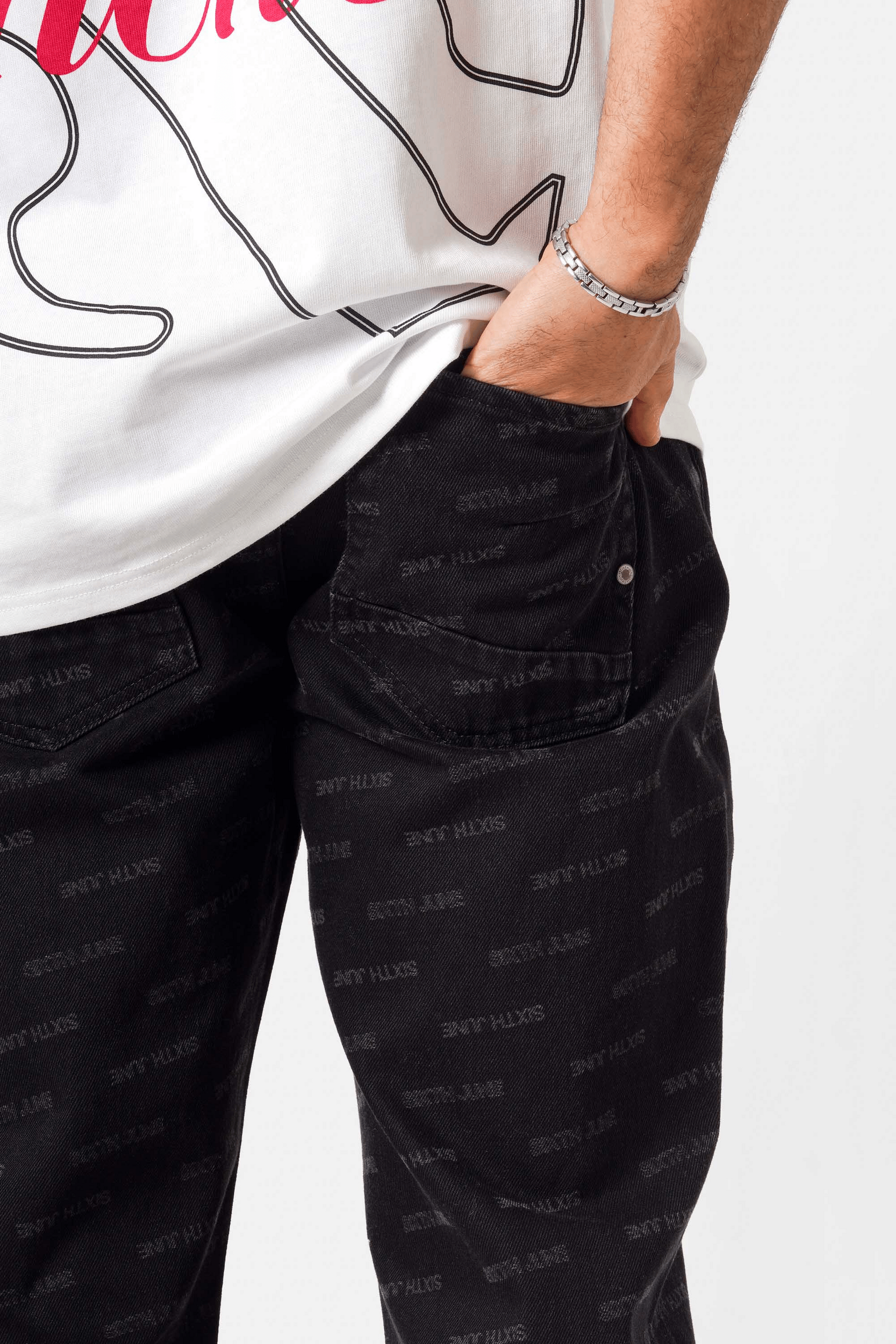 Jeans noir Sixth June monogram (1)