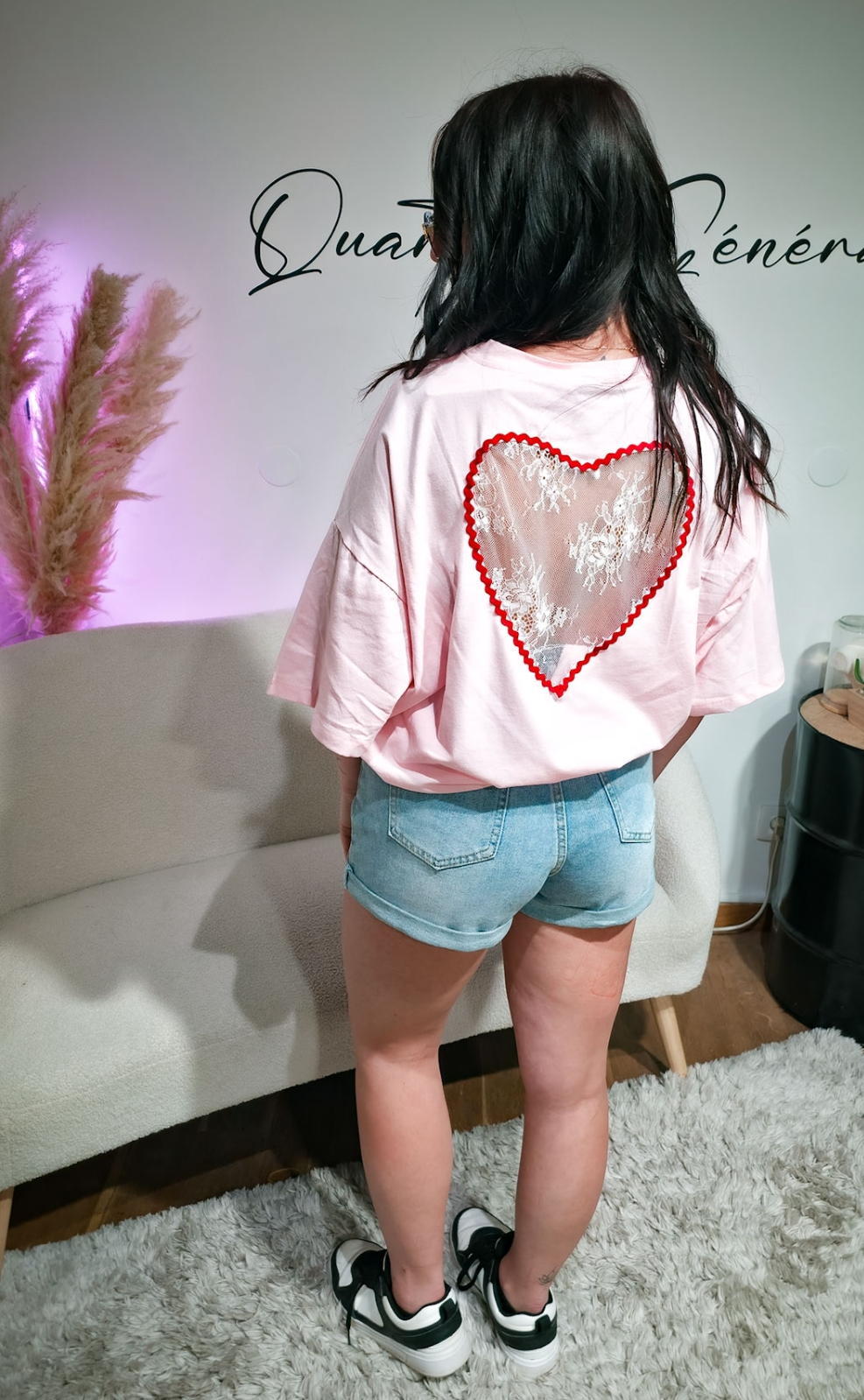 T-shirt Oversize Rose Cœur Dentelle Dos Transparent FemmeT-shirt Oversize Rose Cœur Dentelle Dos Transparent Femme (1)
