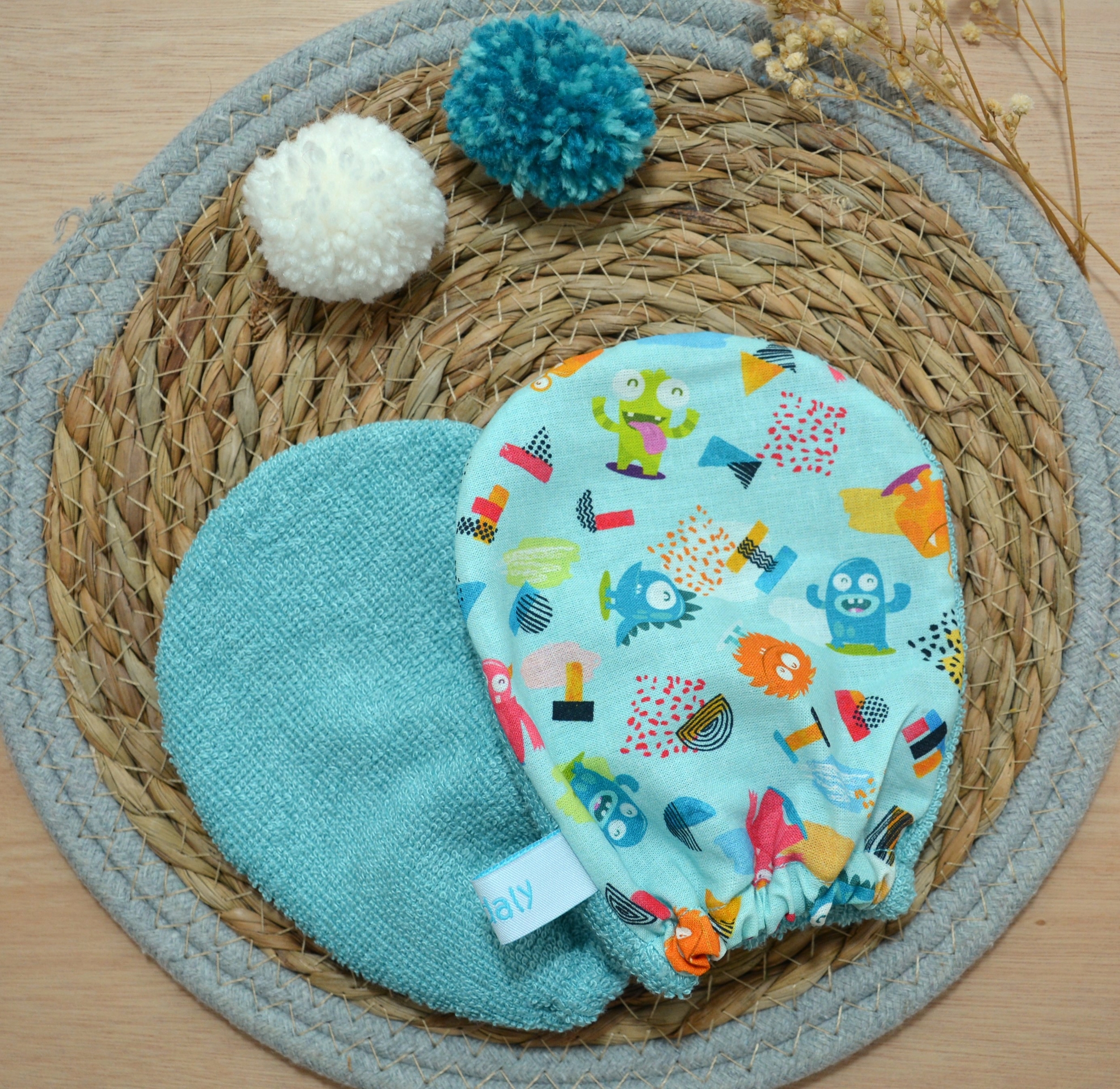 Gant de toilette enfant petits monstres