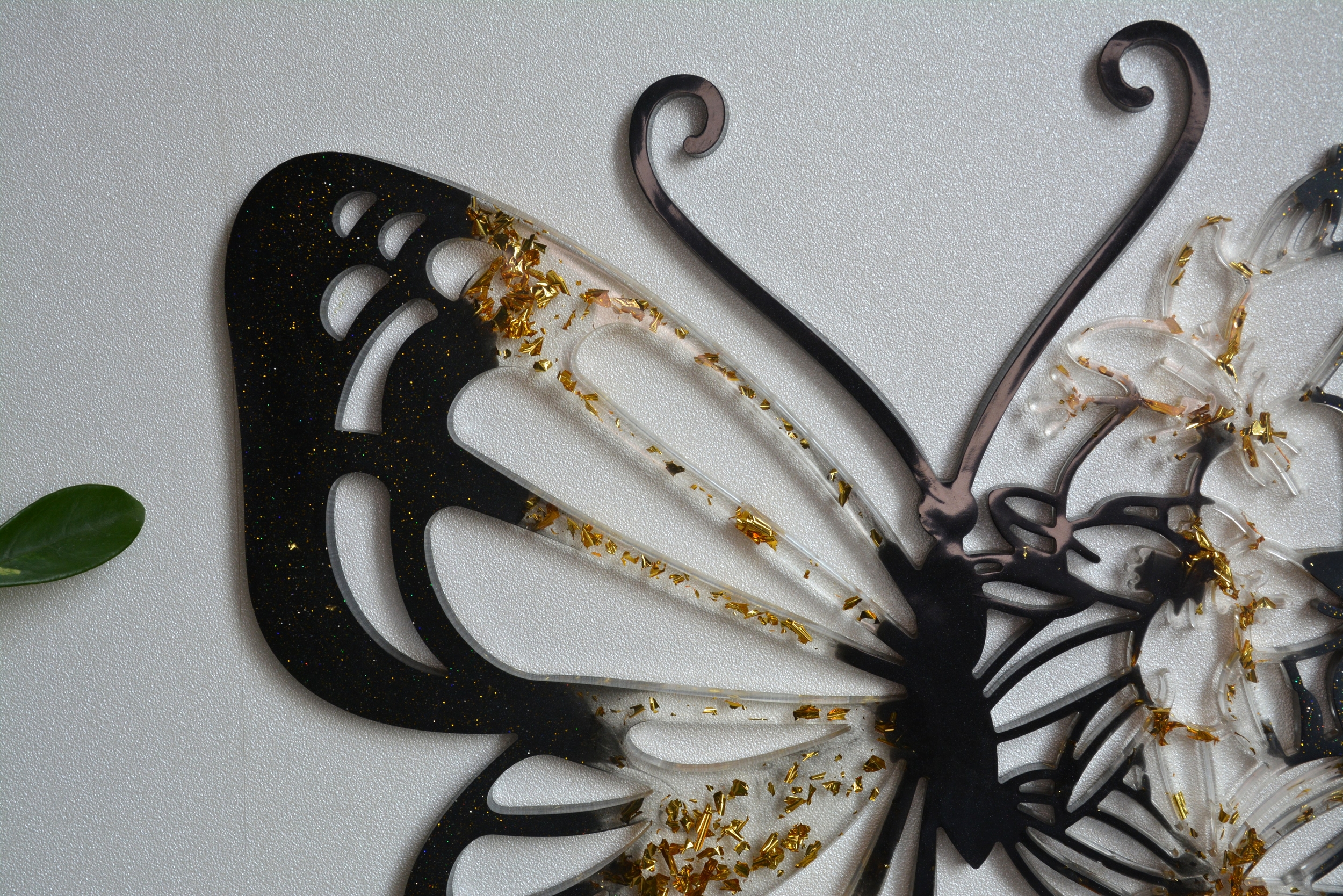 Papillon noir et or 1 (1)