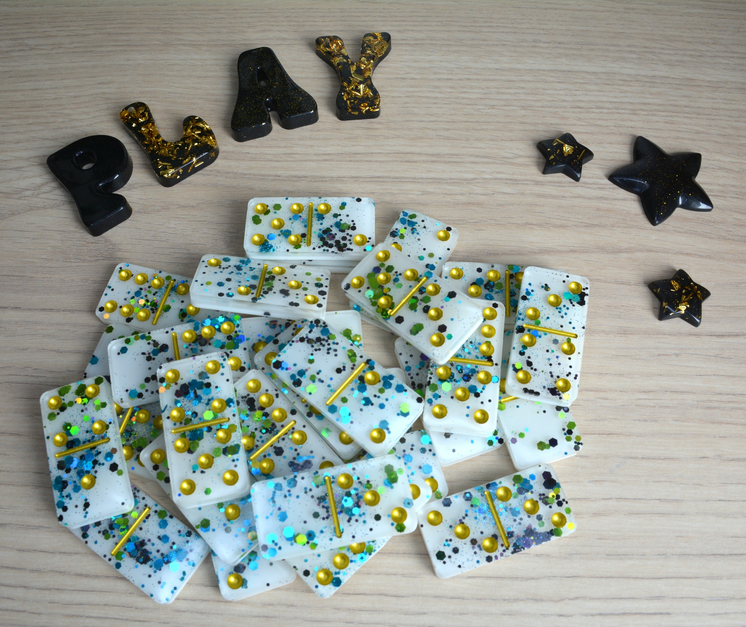 Dominos paillettes bleue et verte
