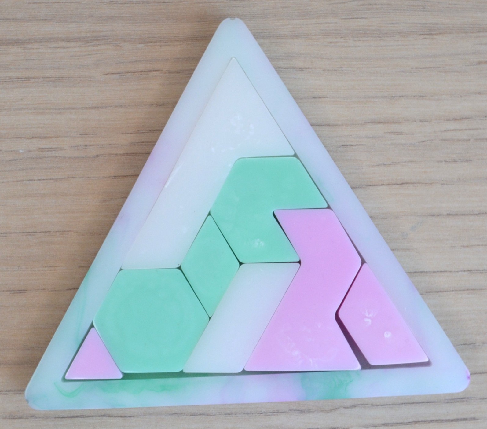 Violet, vert et blanc 1