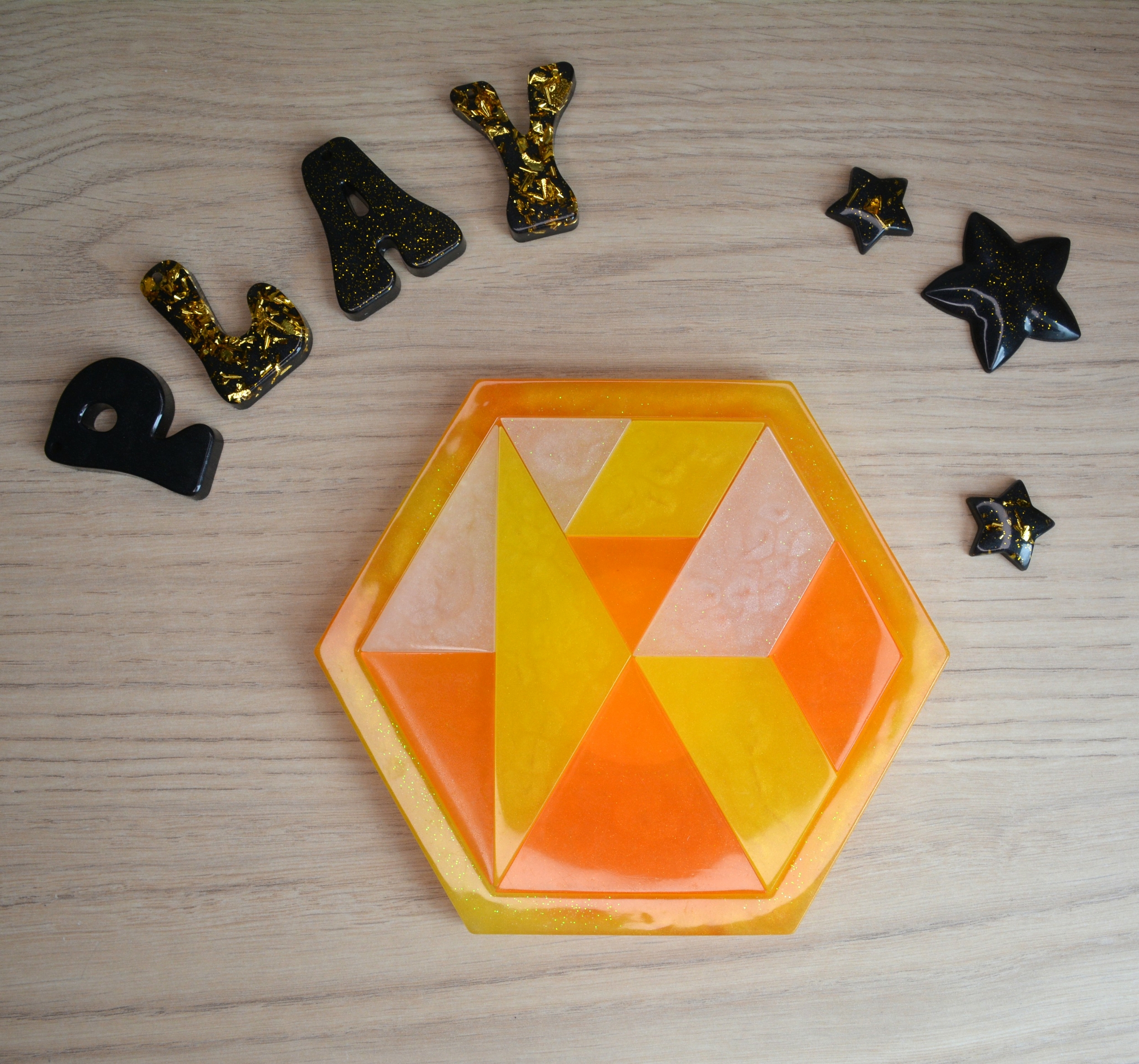 Orange, jaune et blanc paillettes