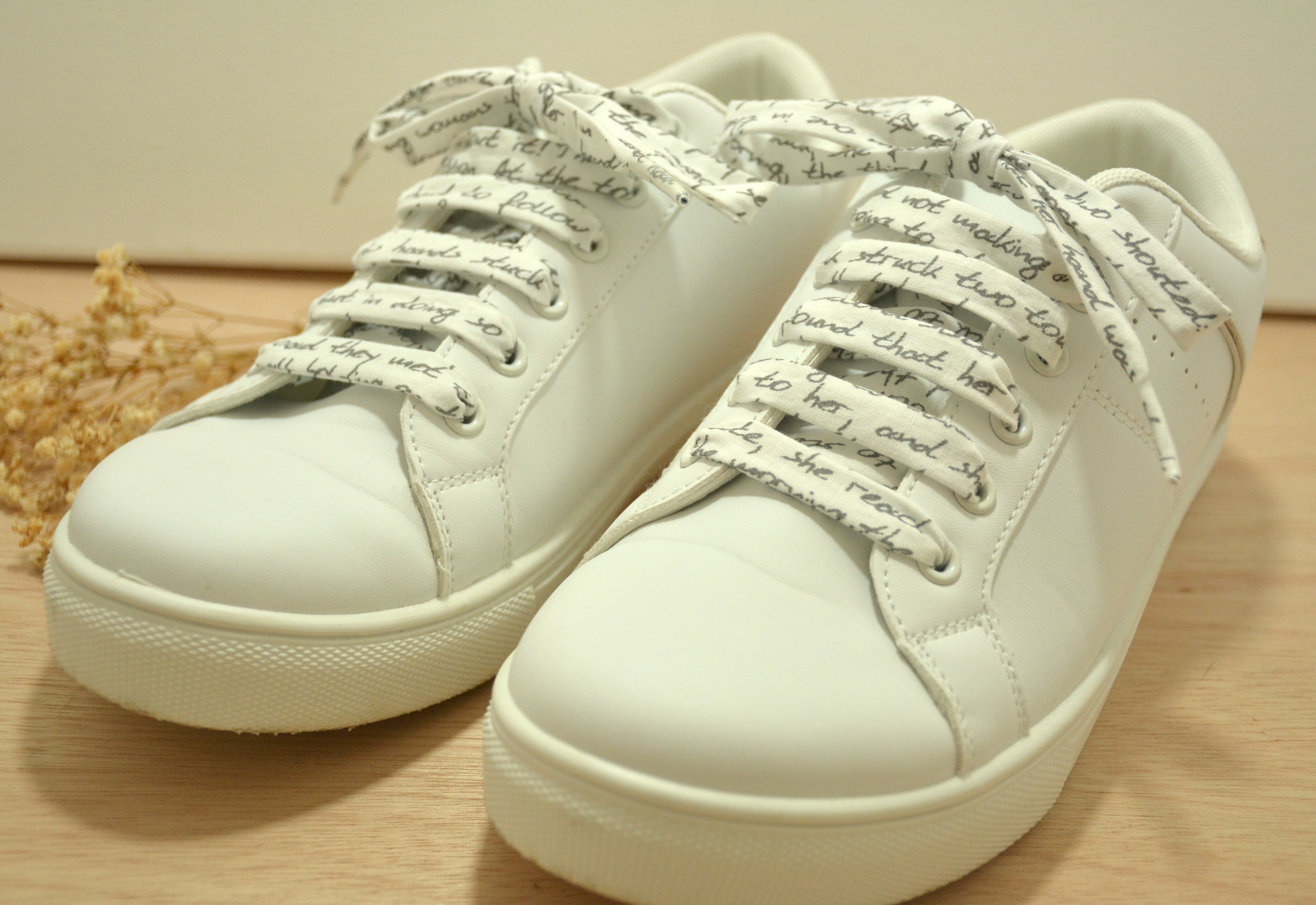 lacets ecriture