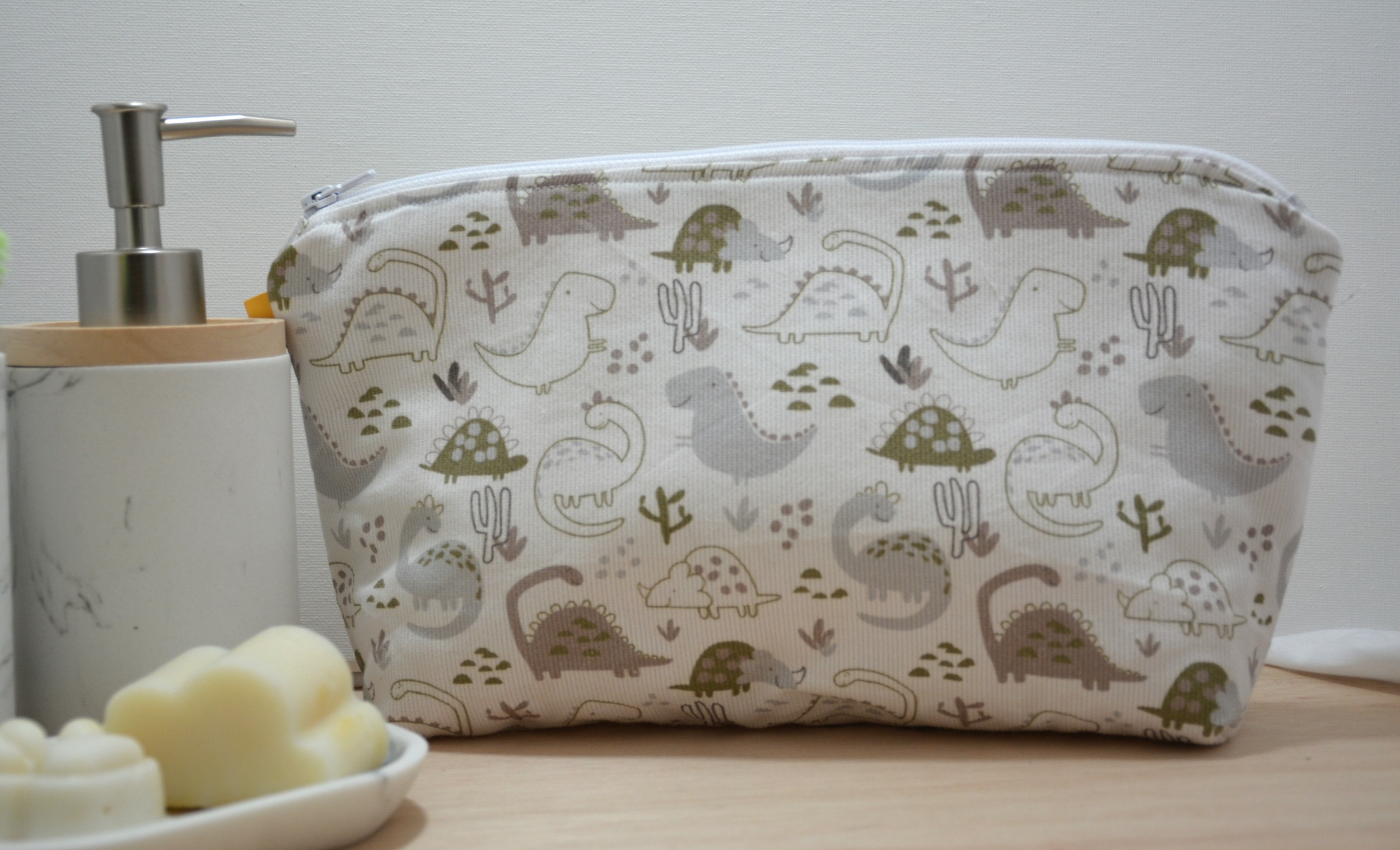 trousse de toilette dinosaures
