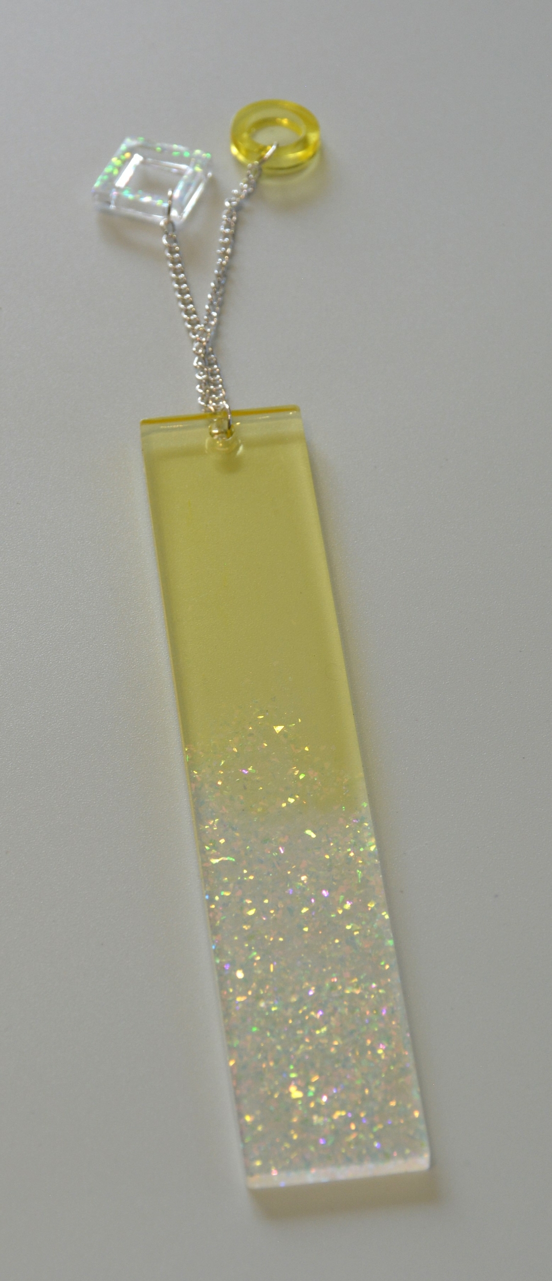 Marque page jaune2