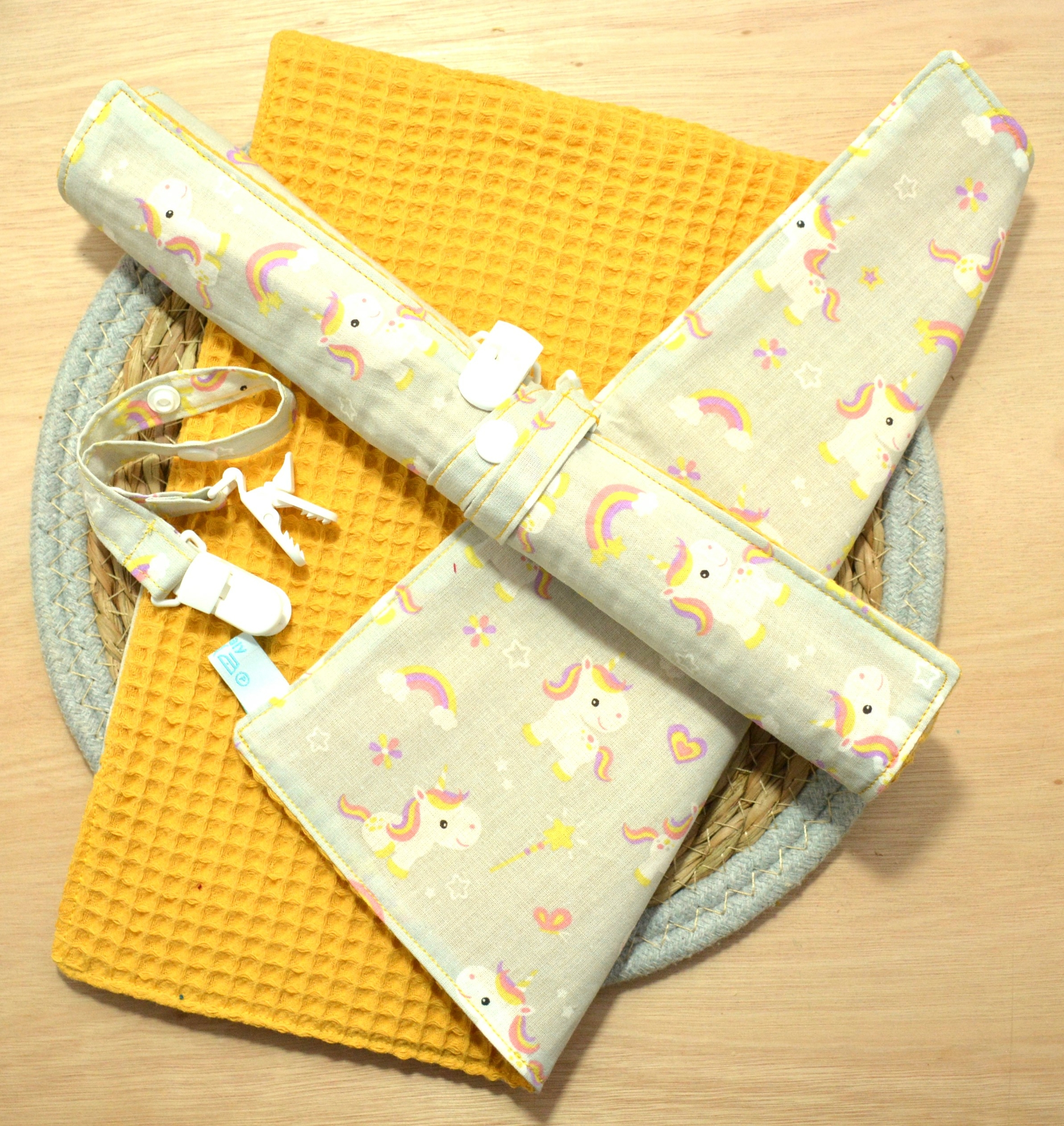serviette de table enfant licorne jaune